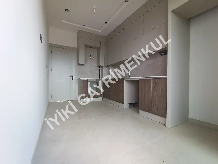 İKİ-Kİ''DEN YENİŞAFAKTA KULLANIŞLI UYGUN FİYATLI SON BİR DAİREMİZ 3+1 