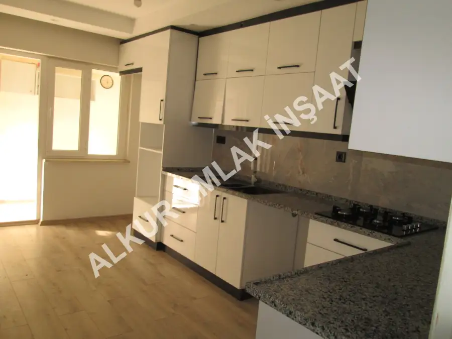 DENİZLİDE  ACİL SATILIK ARAKAT DAİRE_ÇAYBAŞI CADDESİ ÜZERİNDE YAKININDA ARAKAT 165m2 3+1 DAİRE_