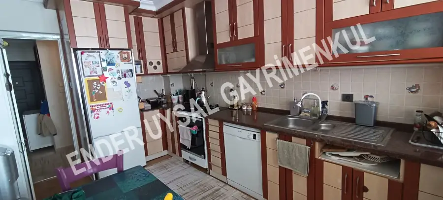 ENDER UYSAL GAYRİMENKULDEN ÜNİVERSİTEYE YAKIN SATILIK 3+1 DAİRE...  