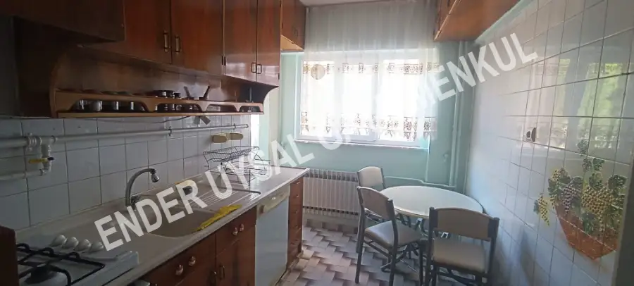 ENDER UYSAL GAYRİMENKULDEN SİTELERDE FORUMA YAKIN 2+1 EŞYALI DAİRE..  