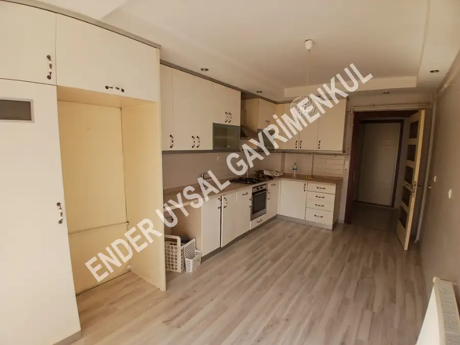 ENDER UYSAL GAYRİMENKULDEN Merkezefendi Adalet Mahallesi'nde Şehir Manzaralı Kiralık Daire 