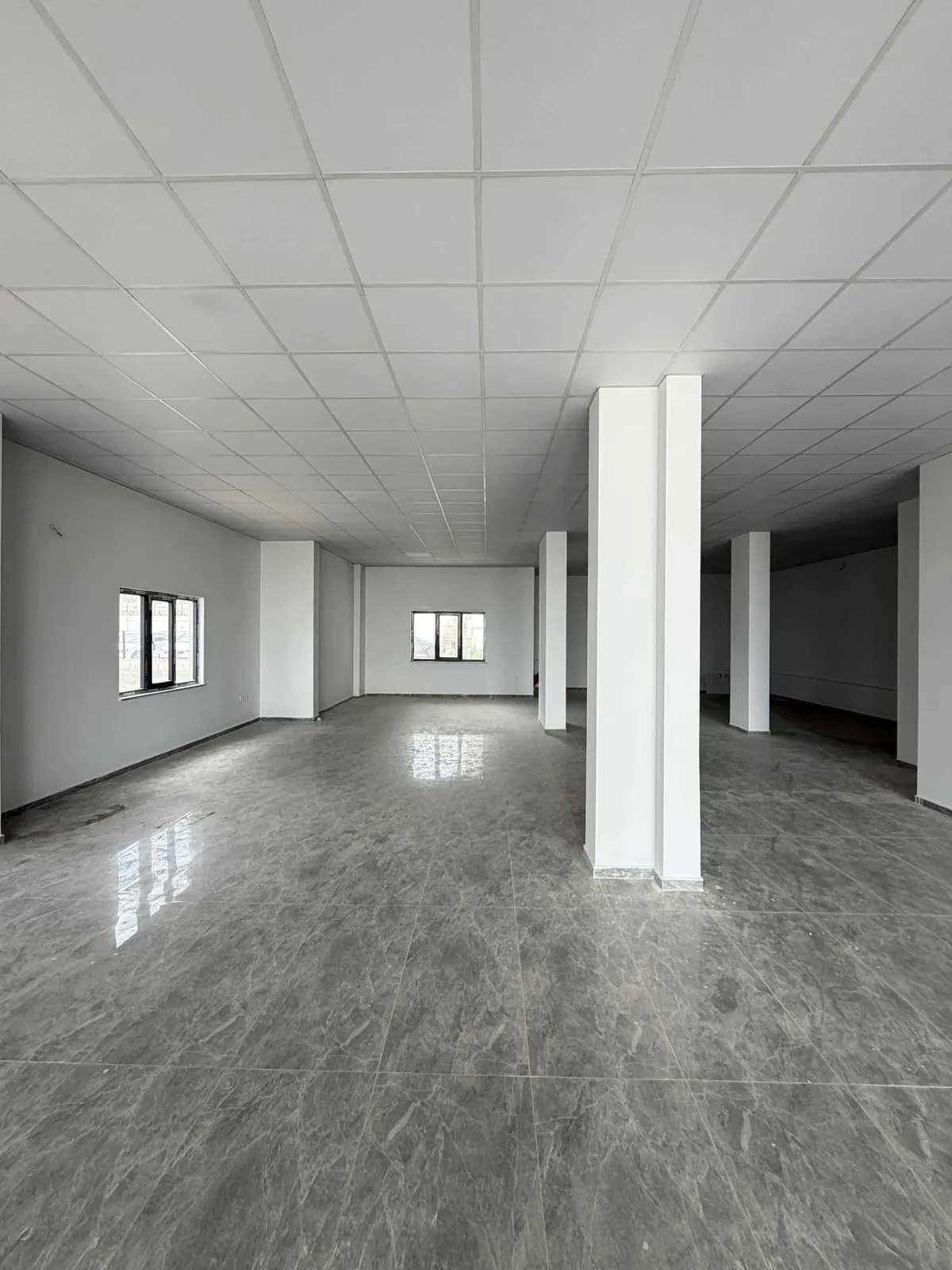 City20'den KARAHASANLI MAH. 215m2 Zemini olan Kiralık Dükkan !