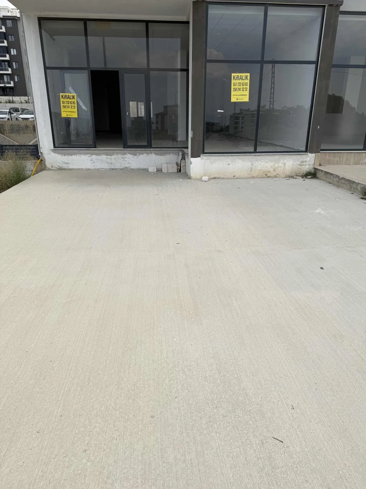 City20'den KARAHASANLI MAH. 215m2 Zemini olan Kiralık Dükkan !