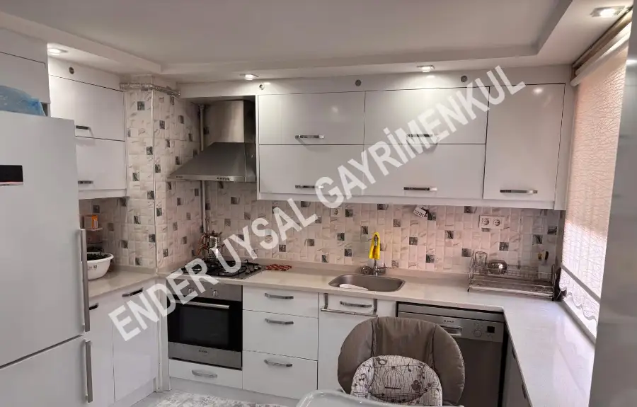 ENDER UYSAL GAYRİMENKULDEN İNCİLİPINAR DA SATILIK ÜÇ KATLI KOMPLE BİNA... 