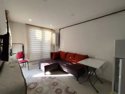 ENDER UYSAL GAYRİMENKULDEN ÜNİVERSİTEYE YAKIN KLİMALI KİRALIK 1+1 APART...  