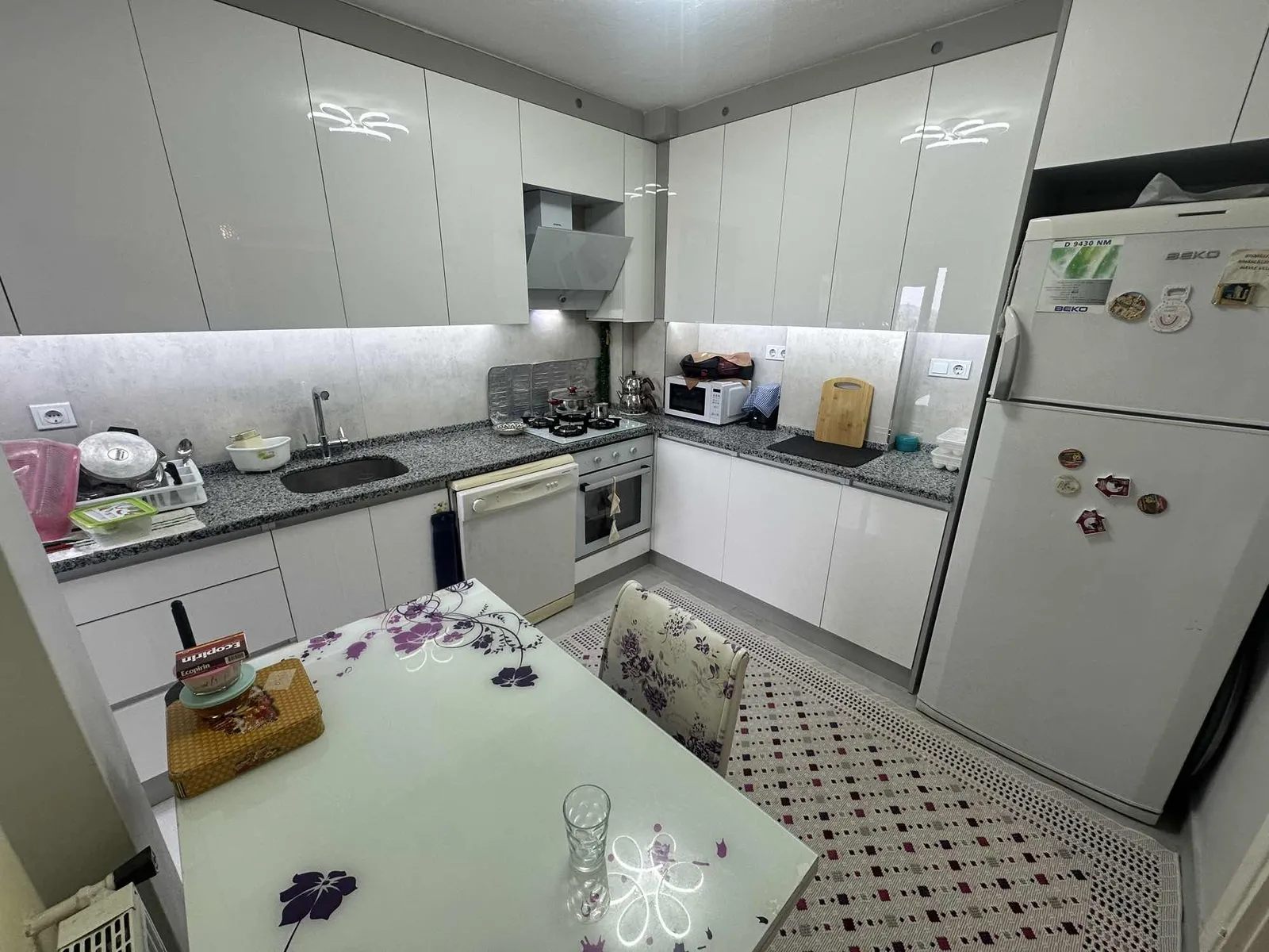 YSE KAVŞAĞINA YAKIN 3+1 135 M2 BAKIMLI BEYAN SORUNSUZ