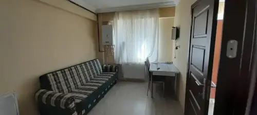 ENDER UYSAL GAYRİMENKULDEN ASMALIEVLER DE 1+1 BALKONLU KİRALIK APART...