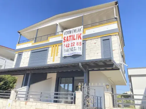Seferihisar Payamlı Denize 350 m Mesafede Sıfır Lüks Satılık 3+1 Villa