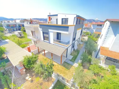  İzmir Seferihisar Cumhuriyet Mah Doğanbey Payamlı Mah. Satılık 3+1 Villa