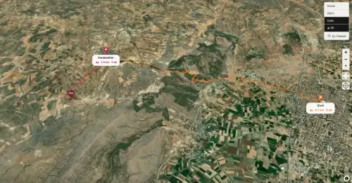 Çivril Karabedirlerde 4.900 m² Yola Cepheli Tarla