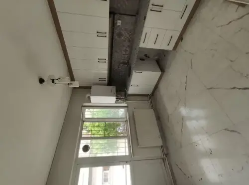 İstiklal Mahallesi'nde İçi Yenilenmiş 2+1 Kiralık daire.