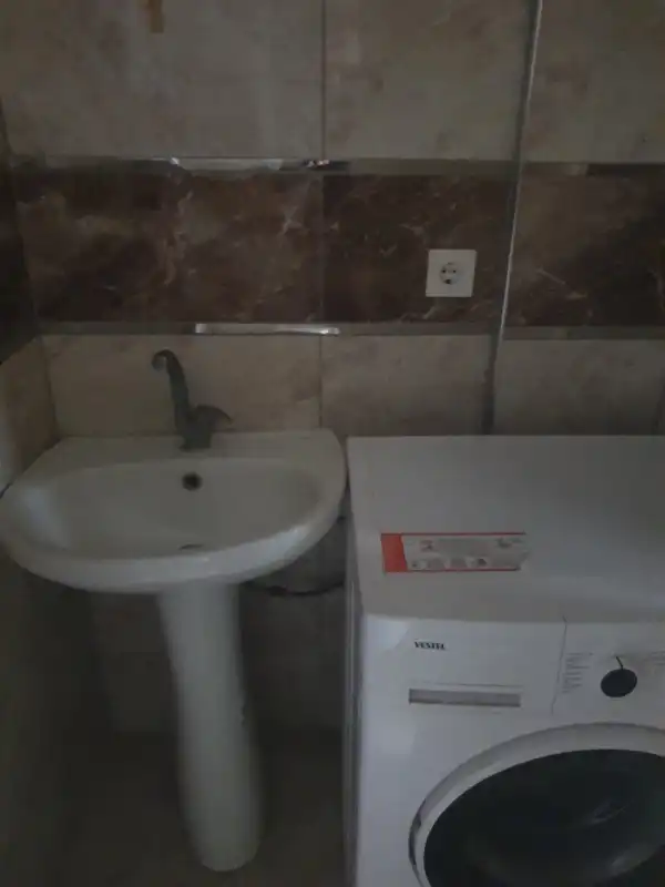 DUR  AL GAYRİMENKULDEN  İNCİLLİPINARDA KİRALIK APART