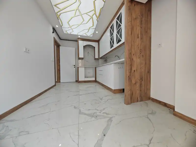 İYİ-Kİ''DEN GÜLTEPE'DE ÇİĞDEM CAD YAKIN ARAKAT GENİŞ LÜX 2+1 DAİRE