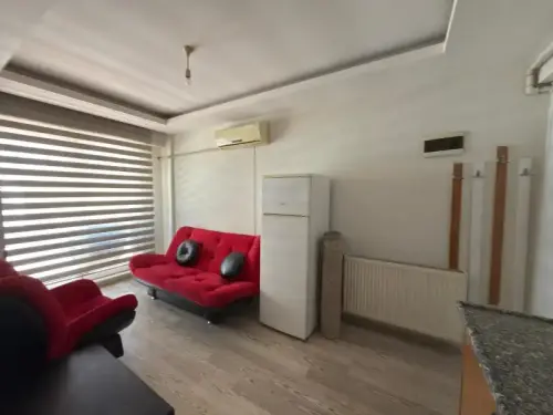 DUR-AL GAYRİMENKUL'DEN ULUS ŞERİFE BACI ARKASINDA KİRALIK APART