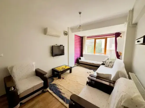 DUR-AL GAYRİMENKULDEN FORUM ÇAMLIĞIN ALTINDA 2+1 EŞYALI APART
