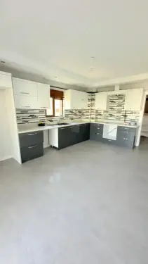 GERZELE MAHALLESİNDE KİRALIK 3+1 GENİŞ ARA KAT DAİRE