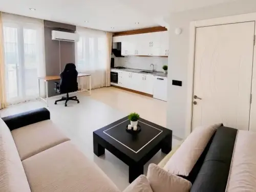 RW OFFİCE20'DEN KARAMAN'DA GENİŞ 1+1 BALKONLU EŞYALI DAİRE
