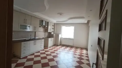 ENDER UYSAL GAYRİMENKULDEN SERVERGAZİDE 4+1 240 M2 EBEVEYN BANYOLU KİRALIK DAİRE YETKİ NO 20523484  