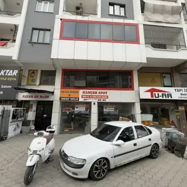 REMAX FORCE OFİSİNDEN KİRALIK MAĞAZA HALK CADDESİNDE BRÜT 550M2
