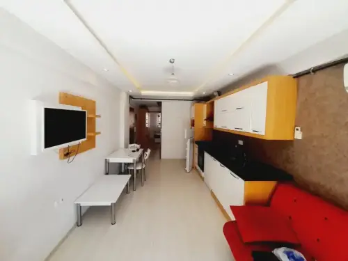 ENDER UYSAL GAYRİMENKULDEN KAYALIK CADDESİNE YAKIN 1+1 KLİMALI BALKONLU KİRALIK APART..  