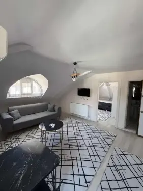 KIBRISŞEHİTLER ALTI ULTRA GENİŞLİKTE 1+1 FULL EŞYALI APART