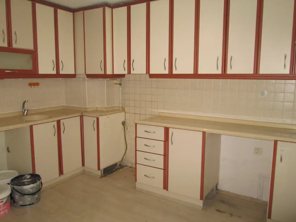 DENİZLİDE SATILIK DAİRE_SIRAKAPILAR MAHALLESİ LOZAN CADDESİ YAKININDA 145m2 3+1 DAİRE_2.600.000TL