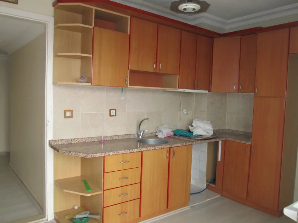 ACİL SATILIK İSTİKLAL CADDESİ ÜZERİNDE 126M2 2+1 ASANSÖRLÜ ARAKAT DAİRE_2.625.000TL
