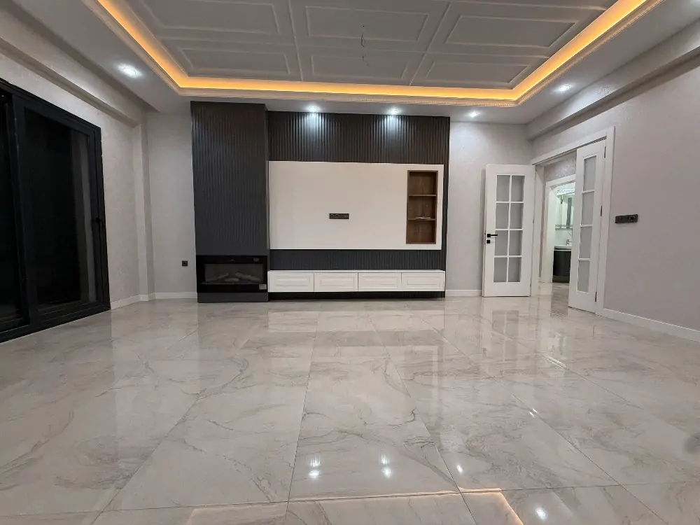 NOVA TERRA DAN YENİŞAFAK MAHALLESİNDE CADDE ÜSTÜ 4+1 SİTE İÇİ SATILIK DAİRE !