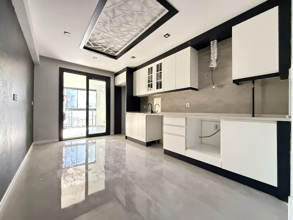 NOVA TERRA DAN AKKONAK MAHALLESİNDE CADDE ÜSTÜ LÜKS 3+1 DAİRE!