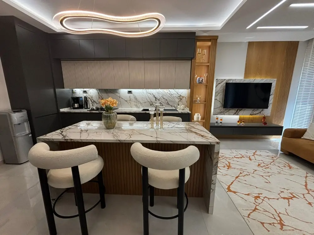 ÖZERSOY'DAN YENİŞAFAK'TA 3,5+1 SİTE İÇİNDE HAVUZLU LÜX DAİRE