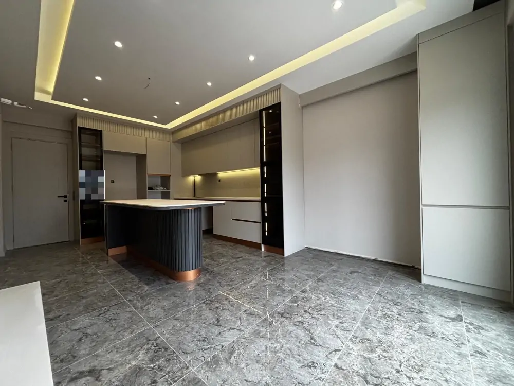 ÖZERSOY'DAN 1200 EVLER'DE HAVUZLU GYNM O. 3+1 SATILIK LÜX DAİRE