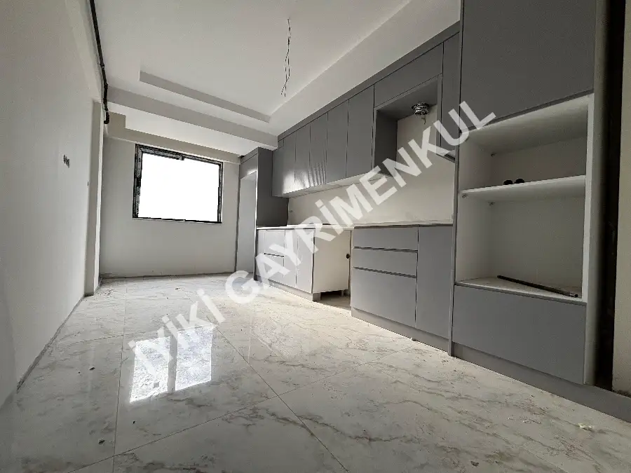 İYİ-Kİ''DEN ŞEMİKLERDE YEŞİL ALAN CEPHELİ ÖNÜ AÇIK 2+1 DAİRELER