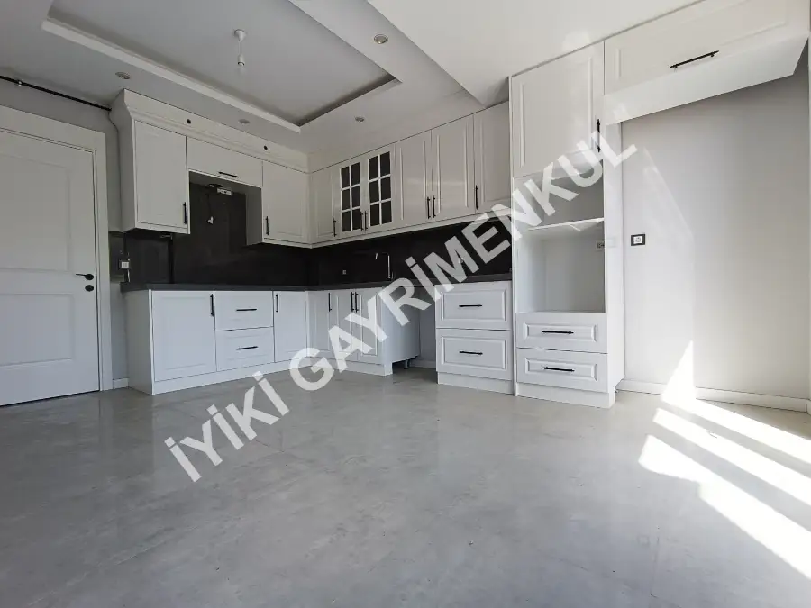 İYİ-Kİ''DEN KARAHASANLIDA EBEBEYN BANYOLU LÜX 3+1 DAİRELER