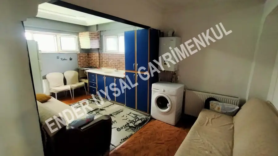  ENDER UYSAL GAYRİMENKULDEN KINIKLIDA 2+1 KİRALIK BODRUM KATI APART..   